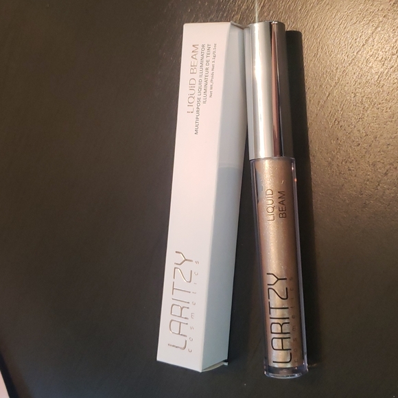 BUNDLE CIATE Palette REALHER Liner Laritzy Illuminator blinc UltraVolume Mascara - Picture 8 of 11